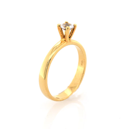 White sapphire ring