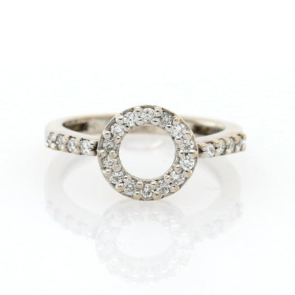 diamond ring in white gold