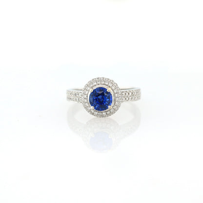 Blue sapphire and diamond ring in 18K white gold