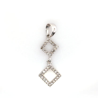 diamond pendant in 18K white gold