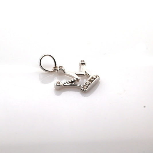 diamond pendant in 18K white gold