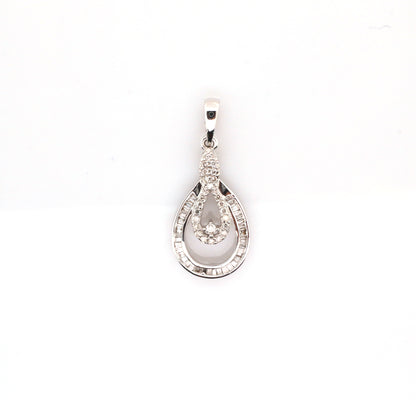 diamond pendant in 18K white gold