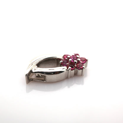 Pink sapphire pendant in 18K white gold