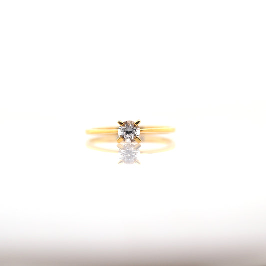 White Sapphire Engagement Ring - 1.494 g
