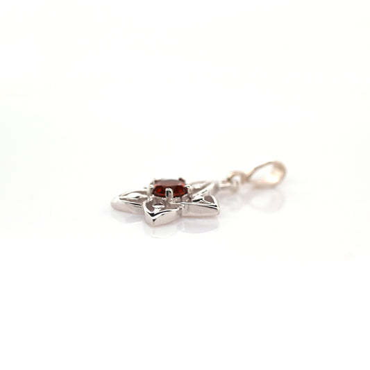 garnet pendant in silver