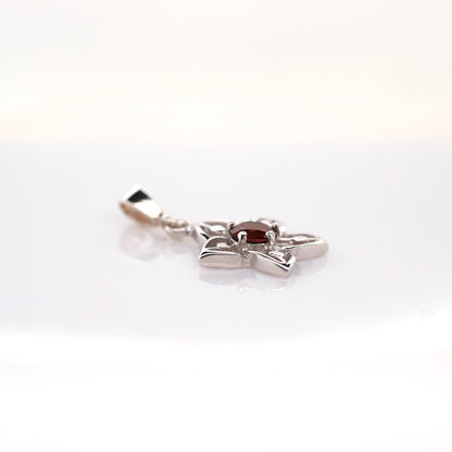 garnet pendant in silver