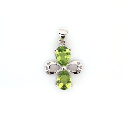 peridot pendant in silver