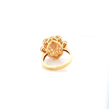 diamond ring in 18K yellow gold